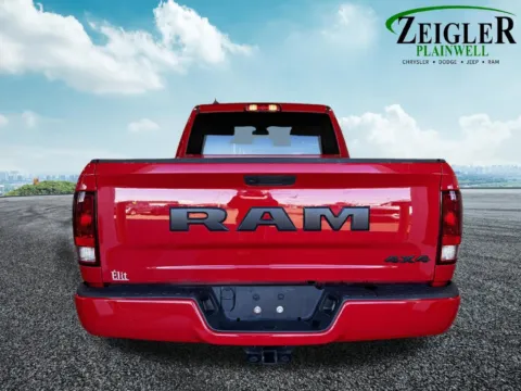 More photos of 2022 Ram 1500 Classic Express at Zeigler Chrysler Dodge Jeep Ram of Plainwell, MI