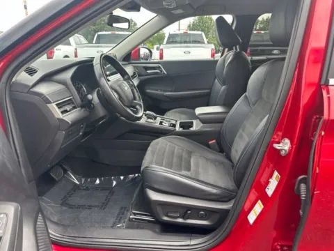 Photos of 2024 Mitsubishi Outlander SE for sale in Plainwell, MI at Zeigler Chrysler Dodge Jeep Ram of Plainwell