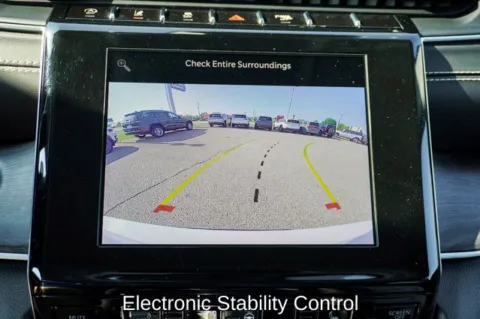 More photos of 2022 Jeep Grand Cherokee L Limited at Zeigler Chrysler Dodge Jeep Ram of Plainwell, MI