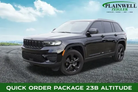 Black 2023 Jeep Grand Cherokee Altitude for sale in Plainwell, MI