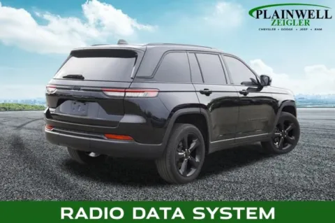 Another view of 2023 Jeep Grand Cherokee Altitude for sale in Plainwell, MI at Zeigler Chrysler Dodge Jeep Ram of Plainwell