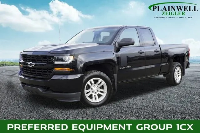 Black 2017 Chevrolet Silverado 1500 Custom for sale in Plainwell, MI