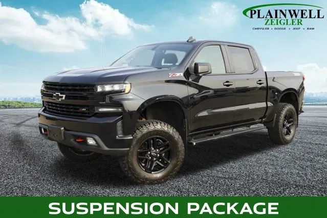 Black 2019 Chevrolet Silverado 1500 LT Trail Boss for sale in Plainwell, MI