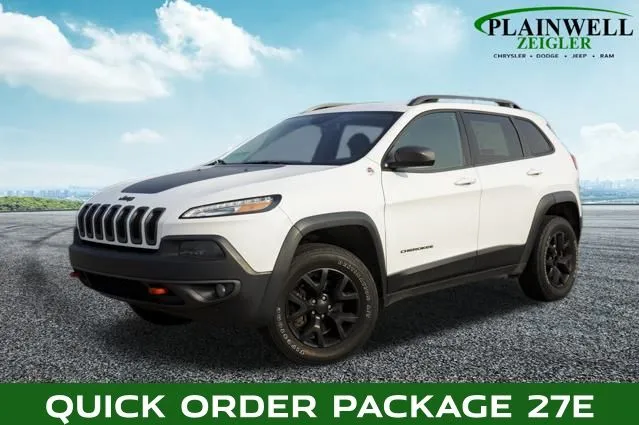 White 2016 Jeep Cherokee Trailhawk for sale in Plainwell, MI