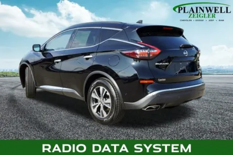 Photos of 2023 Nissan Murano SV for sale in Plainwell, MI at Zeigler Chrysler Dodge Jeep Ram of Plainwell