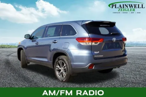 Photos of 2019 Toyota Highlander LE for sale in Plainwell, MI at Zeigler Chrysler Dodge Jeep Ram of Plainwell