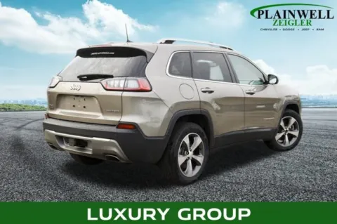 Another view of 2019 Jeep Cherokee Limited for sale in Plainwell, MI at Zeigler Chrysler Dodge Jeep Ram of Plainwell
