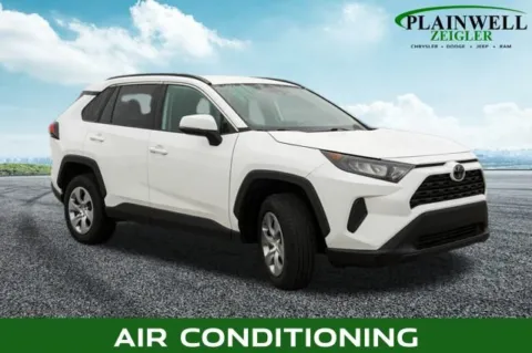 More photos of 2021 Toyota RAV4 LE at Zeigler Chrysler Dodge Jeep Ram of Plainwell, MI