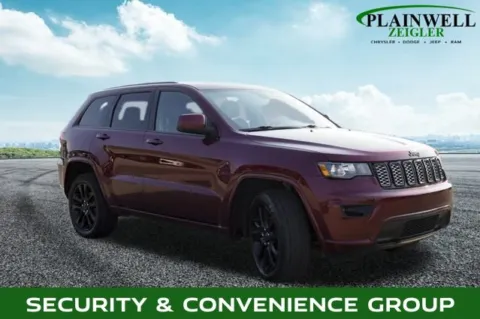More photos of 2020 Jeep Grand Cherokee Altitude at Zeigler Chrysler Dodge Jeep Ram of Plainwell, MI