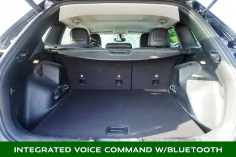 More photos of 2019 Jeep Cherokee Trailhawk at Zeigler Chrysler Dodge Jeep Ram of Plainwell, MI