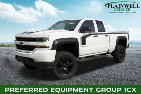 White 2017 Chevrolet Silverado 1500 Custom for sale in Plainwell, MI