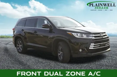 More photos of 2018 Toyota Highlander XLE at Zeigler Chrysler Dodge Jeep Ram of Plainwell, MI