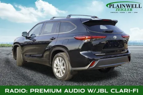 Photos of 2020 Toyota Highlander Limited for sale in Plainwell, MI at Zeigler Chrysler Dodge Jeep Ram of Plainwell