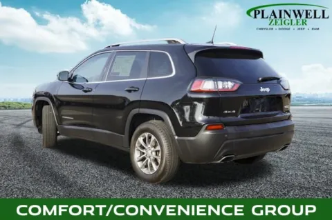 Photos of 2021 Jeep Cherokee Latitude Lux for sale in Plainwell, MI at Zeigler Chrysler Dodge Jeep Ram of Plainwell