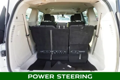 More photos of 2022 Chrysler Voyager LX at Zeigler Chrysler Dodge Jeep Ram of Plainwell, MI