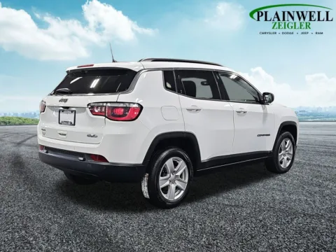 More photos of 2022 Jeep Compass Latitude at Zeigler Chrysler Dodge Jeep Ram of Plainwell, MI