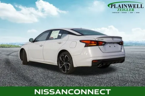 Photos of 2023 Nissan Altima 2.5 SR for sale in Plainwell, MI at Zeigler Chrysler Dodge Jeep Ram of Plainwell