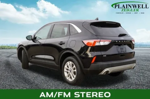 Photos of 2021 Ford Escape SE for sale in Plainwell, MI at Zeigler Chrysler Dodge Jeep Ram of Plainwell