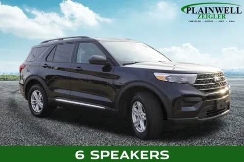 More photos of 2022 Ford Explorer XLT at Zeigler Chrysler Dodge Jeep Ram of Plainwell, MI