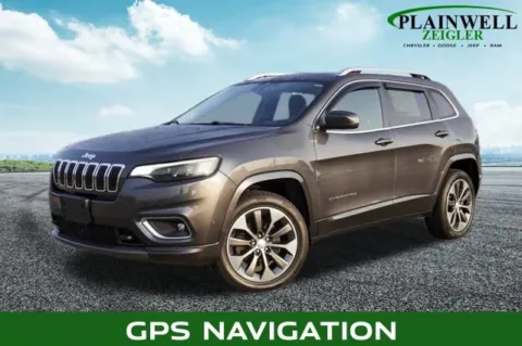 Gray 2019 Jeep Cherokee Overland for sale in Plainwell, MI