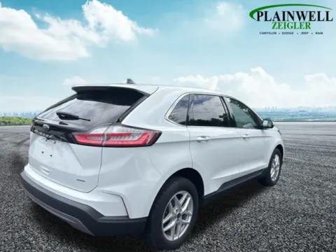 More photos of 2022 Ford Edge SEL at Zeigler Chrysler Dodge Jeep Ram of Plainwell, MI