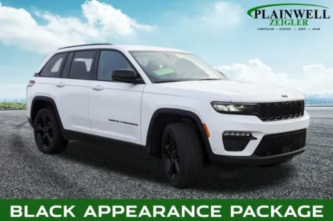 More photos of 2023 Jeep Grand Cherokee Limited at Zeigler Chrysler Dodge Jeep Ram of Plainwell, MI