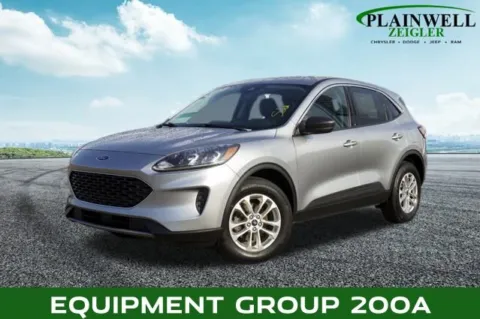 Silver 2022 Ford Escape SE for sale in Plainwell, MI