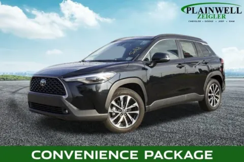 Black 2022 Toyota Corolla Cross XLE for sale in Plainwell, MI