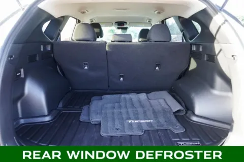 More photos of 2023 Hyundai Tucson SEL at Zeigler Chrysler Dodge Jeep Ram of Plainwell, MI