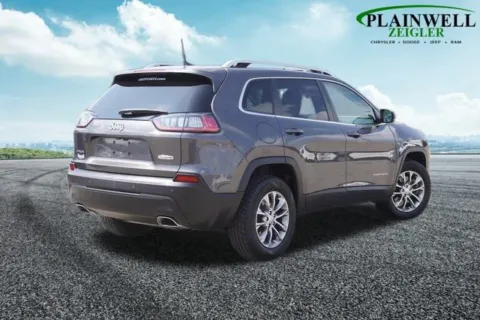 More photos of 2021 Jeep Cherokee Latitude Lux at Zeigler Chrysler Dodge Jeep Ram of Plainwell, MI