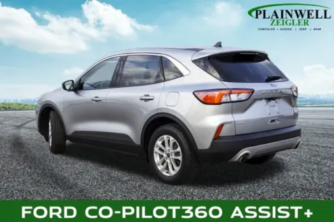 Photos of 2022 Ford Escape SE for sale in Plainwell, MI at Zeigler Chrysler Dodge Jeep Ram of Plainwell