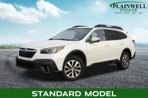 White 2022 Subaru Outback Premium for sale in Plainwell, MI