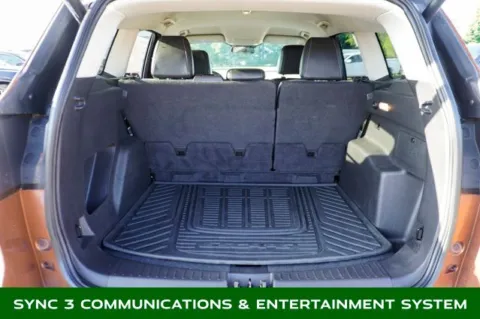 More photos of 2017 Ford Escape SE at Zeigler Chrysler Dodge Jeep Ram of Plainwell, MI