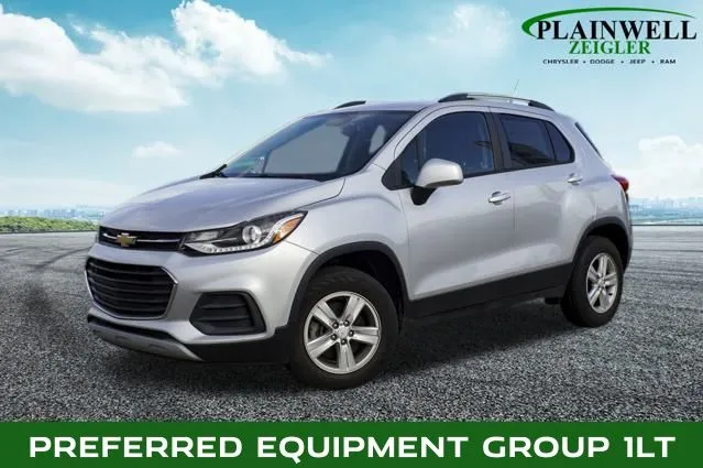 Silver 2022 Chevrolet Trax LT for sale in Plainwell, MI
