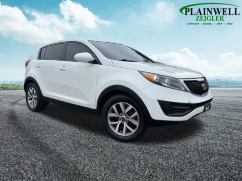 White 2016 Kia Sportage LX for sale in Plainwell, MI
