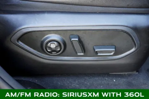 More photos of 2023 Jeep Grand Cherokee Limited at Zeigler Chrysler Dodge Jeep Ram of Plainwell, MI