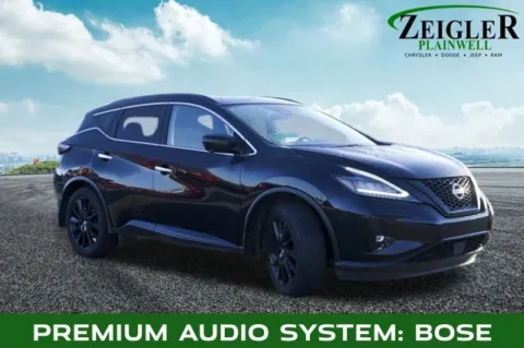 More photos of 2022 Nissan Murano SL at Zeigler Chrysler Dodge Jeep Ram of Plainwell, MI