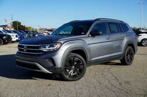 Black 2021 Volkswagen Atlas 2.0T SE w/Technology for sale in Plainwell, MI