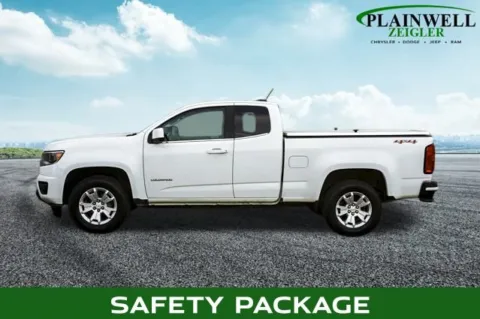 Photos of 2022 Chevrolet Colorado LT for sale in Plainwell, MI at Zeigler Chrysler Dodge Jeep Ram of Plainwell