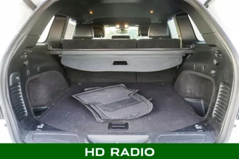 More photos of 2020 Jeep Grand Cherokee Altitude at Zeigler Chrysler Dodge Jeep Ram of Plainwell, MI