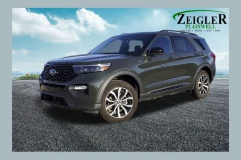 Green 2022 Ford Explorer ST-Line for sale in Plainwell, MI