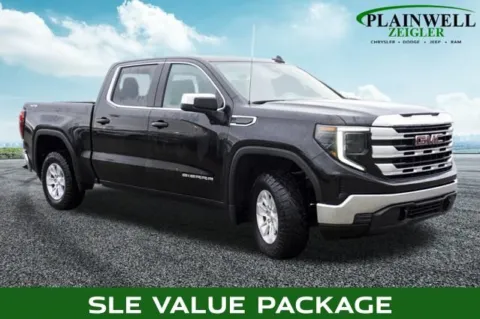 More photos of 2023 GMC Sierra 1500 SLE at Zeigler Chrysler Dodge Jeep Ram of Plainwell, MI