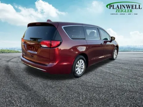 More photos of 2018 Chrysler Pacifica Touring Plus at Zeigler Chrysler Dodge Jeep Ram of Plainwell, MI
