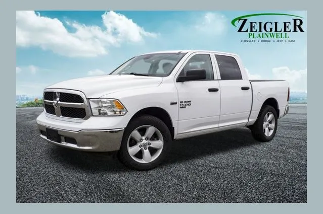 White 2022 Ram 1500 Classic SLT for sale in Plainwell, MI
