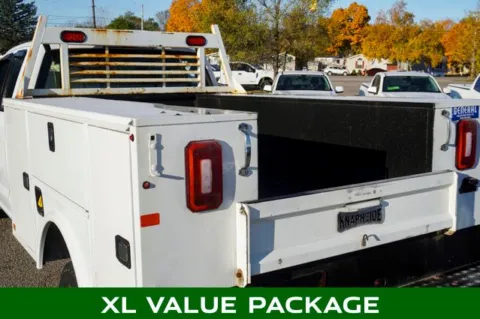 More photos of 2019 Ford F-350SD XL at Zeigler Chrysler Dodge Jeep Ram of Plainwell, MI