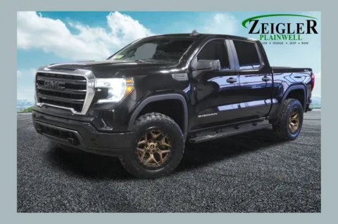 Black 2021 GMC Sierra 1500 for sale in Plainwell, MI