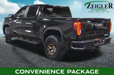 Photos of 2021 GMC Sierra 1500 for sale in Plainwell, MI at Zeigler Chrysler Dodge Jeep Ram of Plainwell