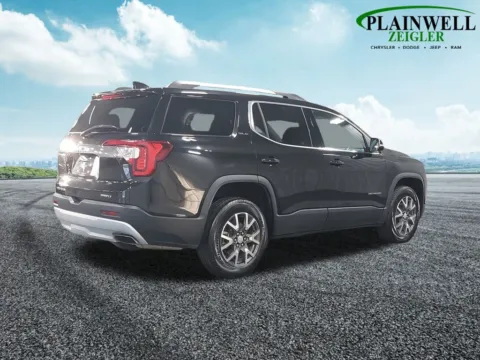 More photos of 2023 GMC Acadia SLE at Zeigler Chrysler Dodge Jeep Ram of Plainwell, MI