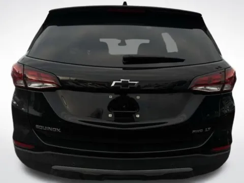 More photos of 2023 Chevrolet Equinox LT at Zeigler BMW of Kalamazoo, MI