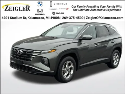 Gray 2023 Hyundai Tucson SEL for sale in Kalamazoo, MI